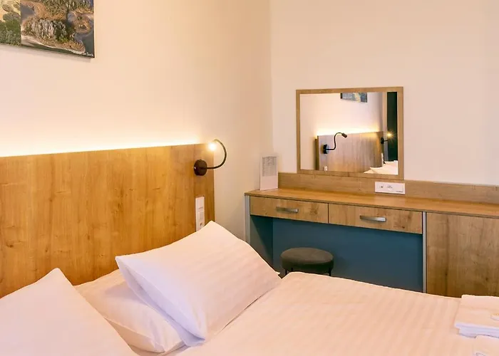 Hotel Svet 3*